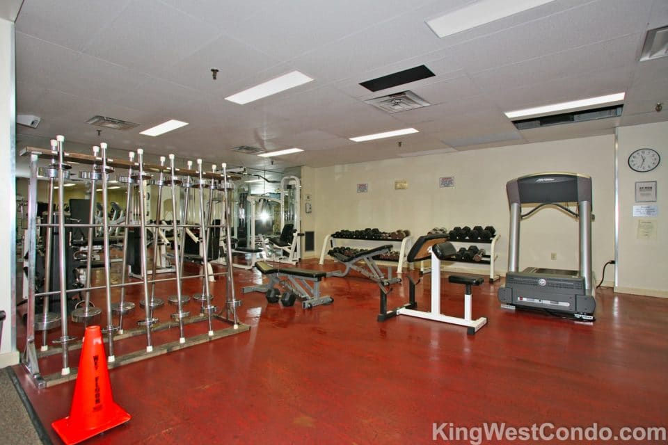 701 King St W Summit Condos - Gym2 - KingWestCondo.com