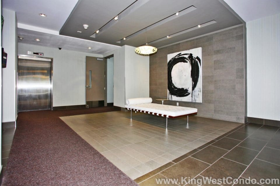 23 Brant St | KingWestCondo.com