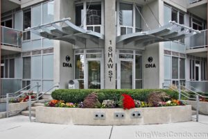 1 Shaw St Entrance